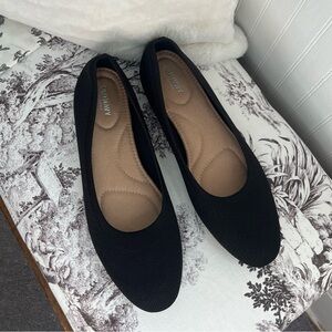 Black Ballet Flats